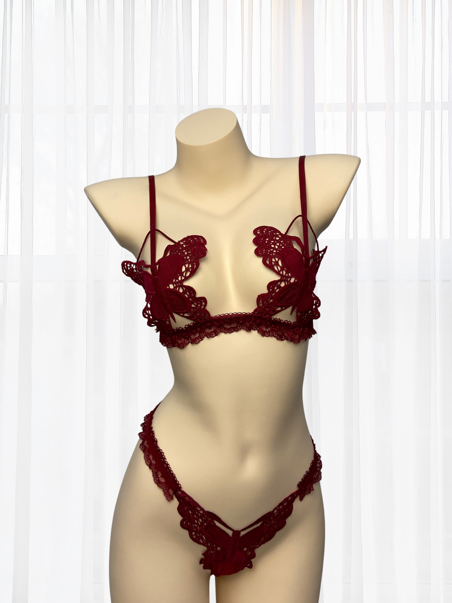 Wonder 18 Sexy and Seductive Lingerie Set with butterfly cup and matching panty.