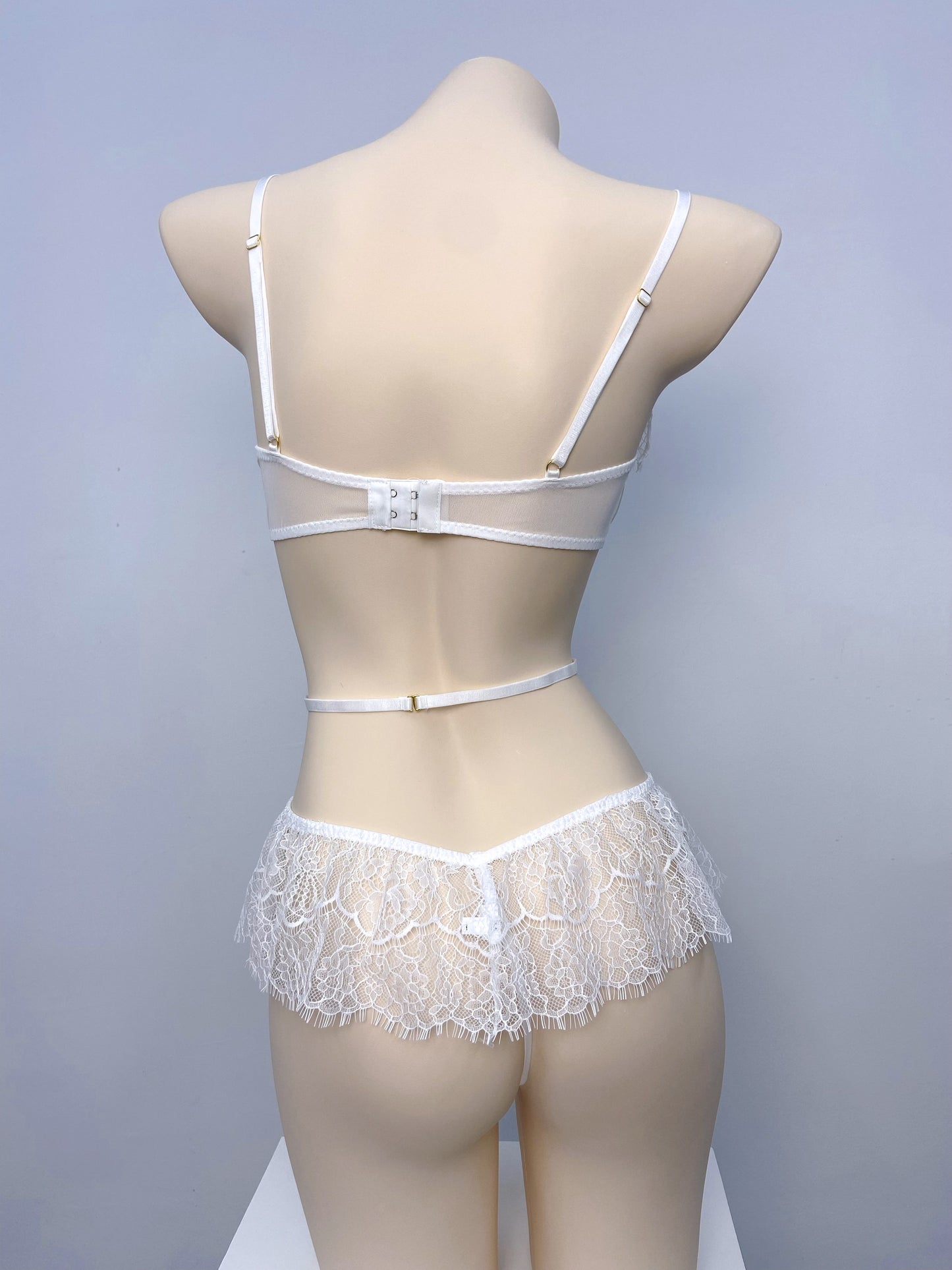 Wonder 18 Aria White Bodysuit