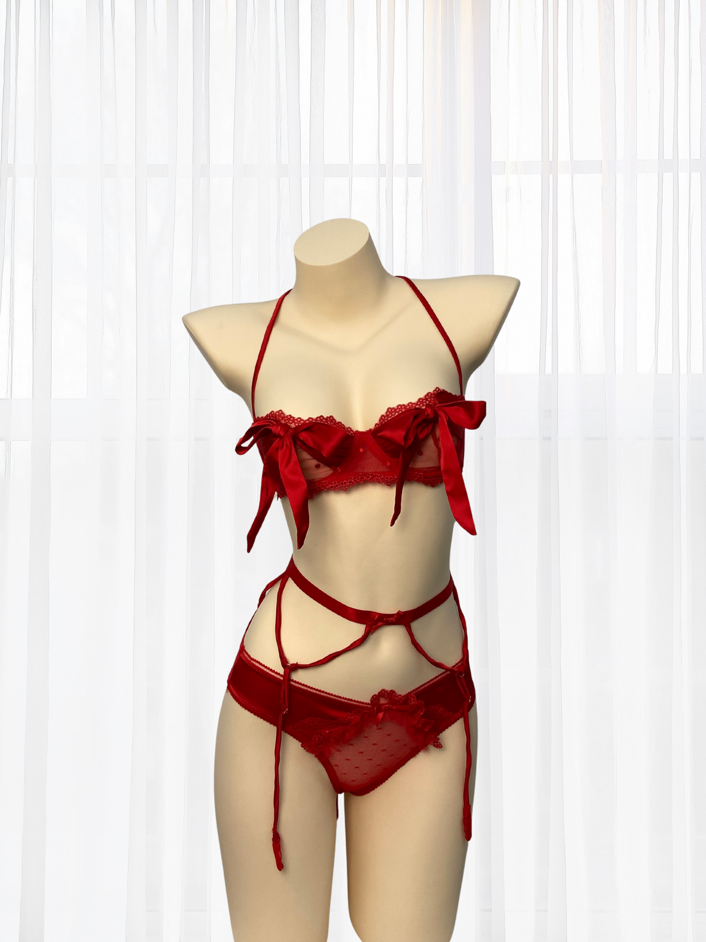 Wonder 18 Bella 3 Piece Lingerie Set with bra, garter belt and crotchless panty