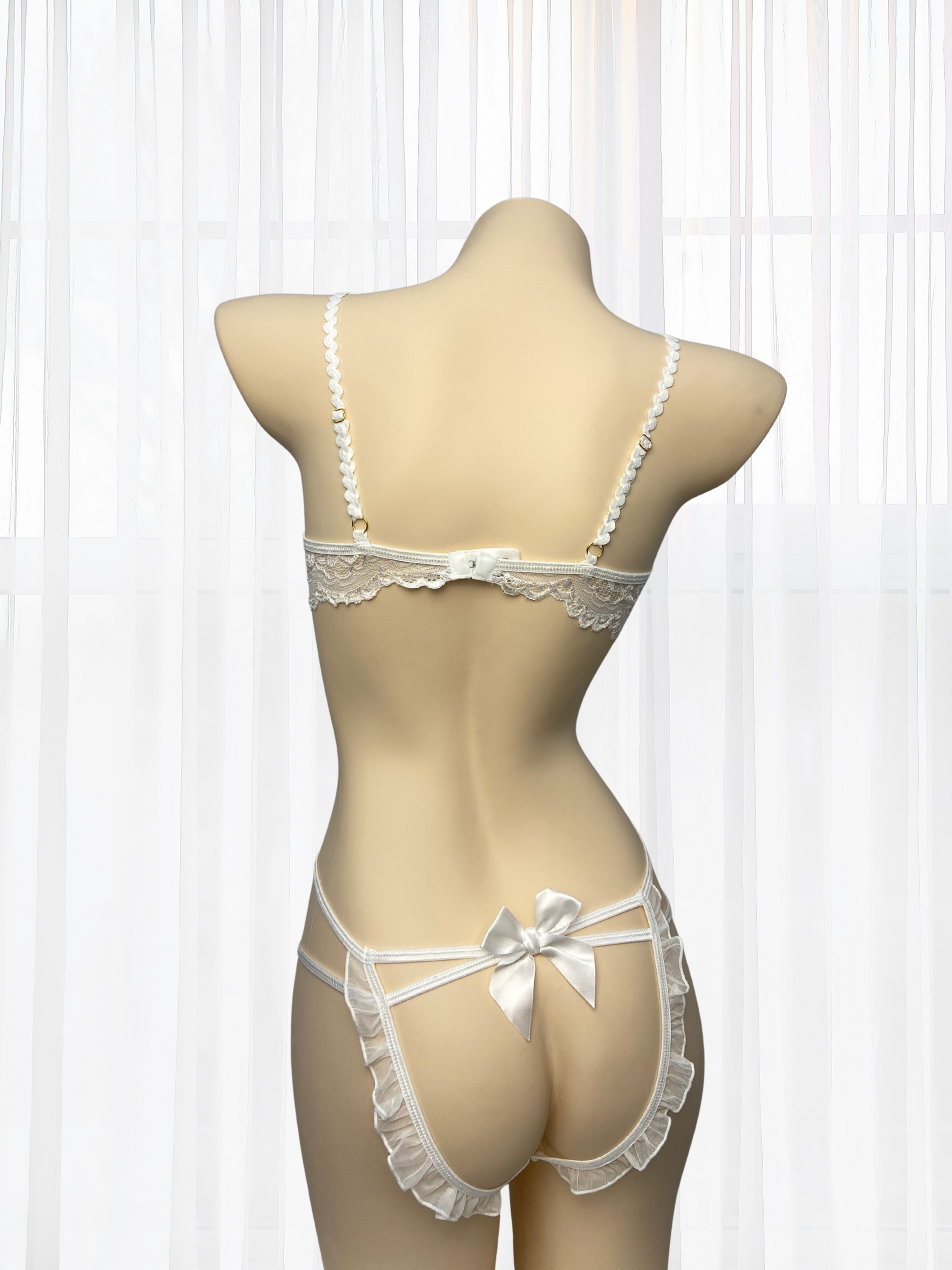 Wonder 18 Sexy Lyla Open Crotch Bottomless Bodysuit Lingerie Seductive For Romantic Night.