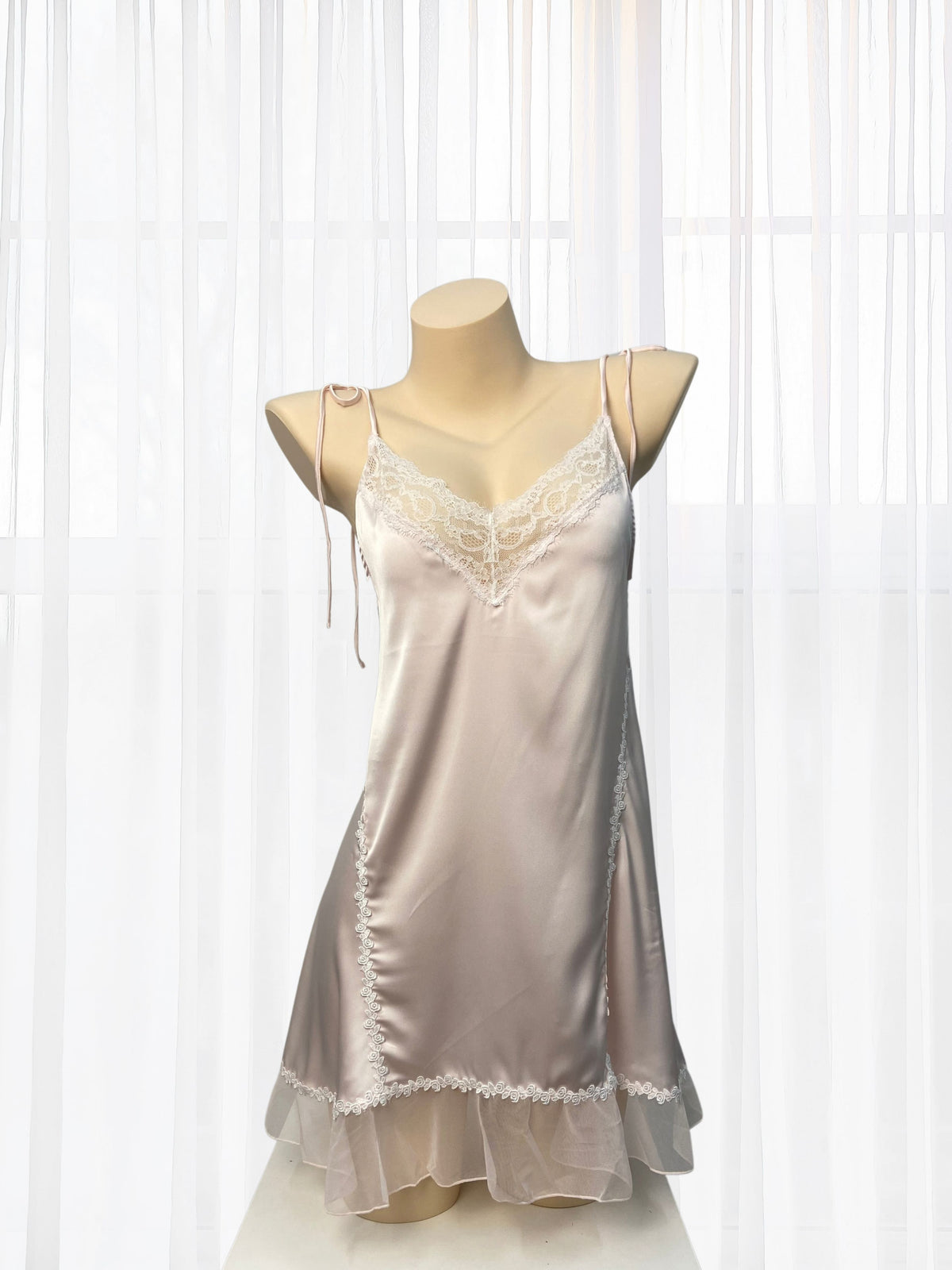 Amelie Pink Satin Chemise - Wonder 18