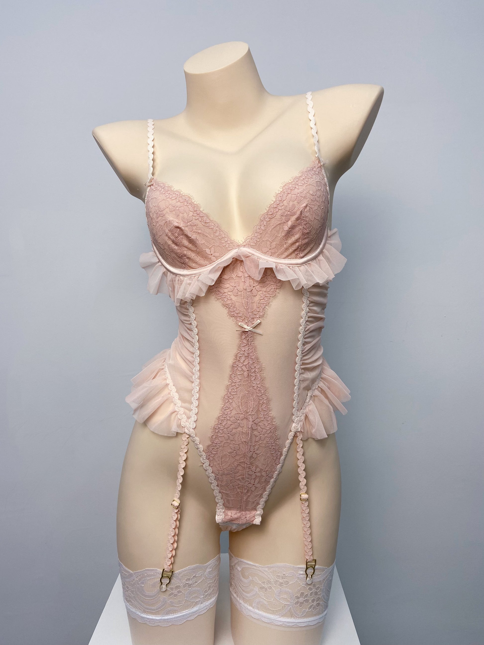 Wonder 18 Yeva Lingerie Set Pink
