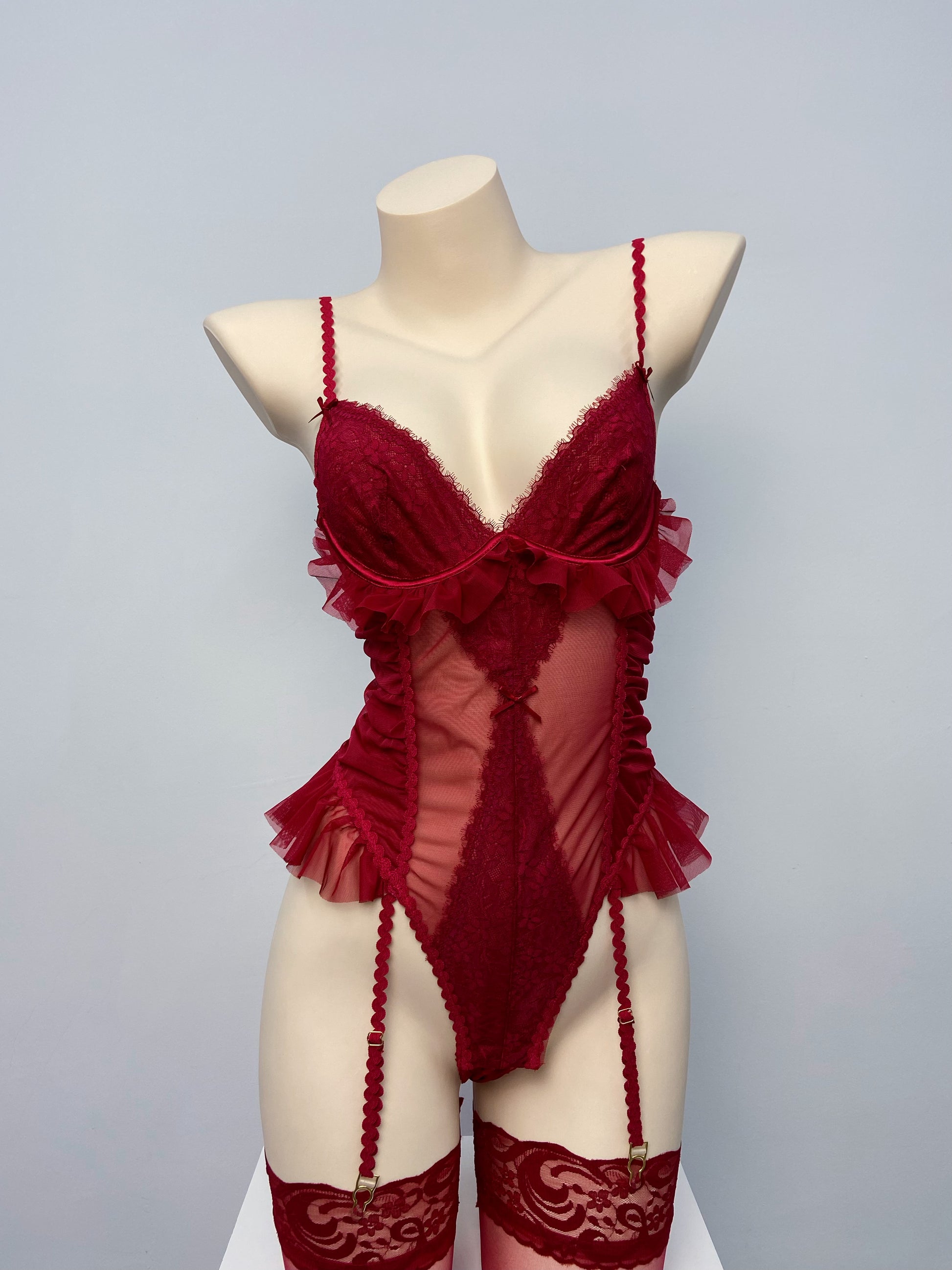 Wonder 18 Yeva Lingerie Set Red