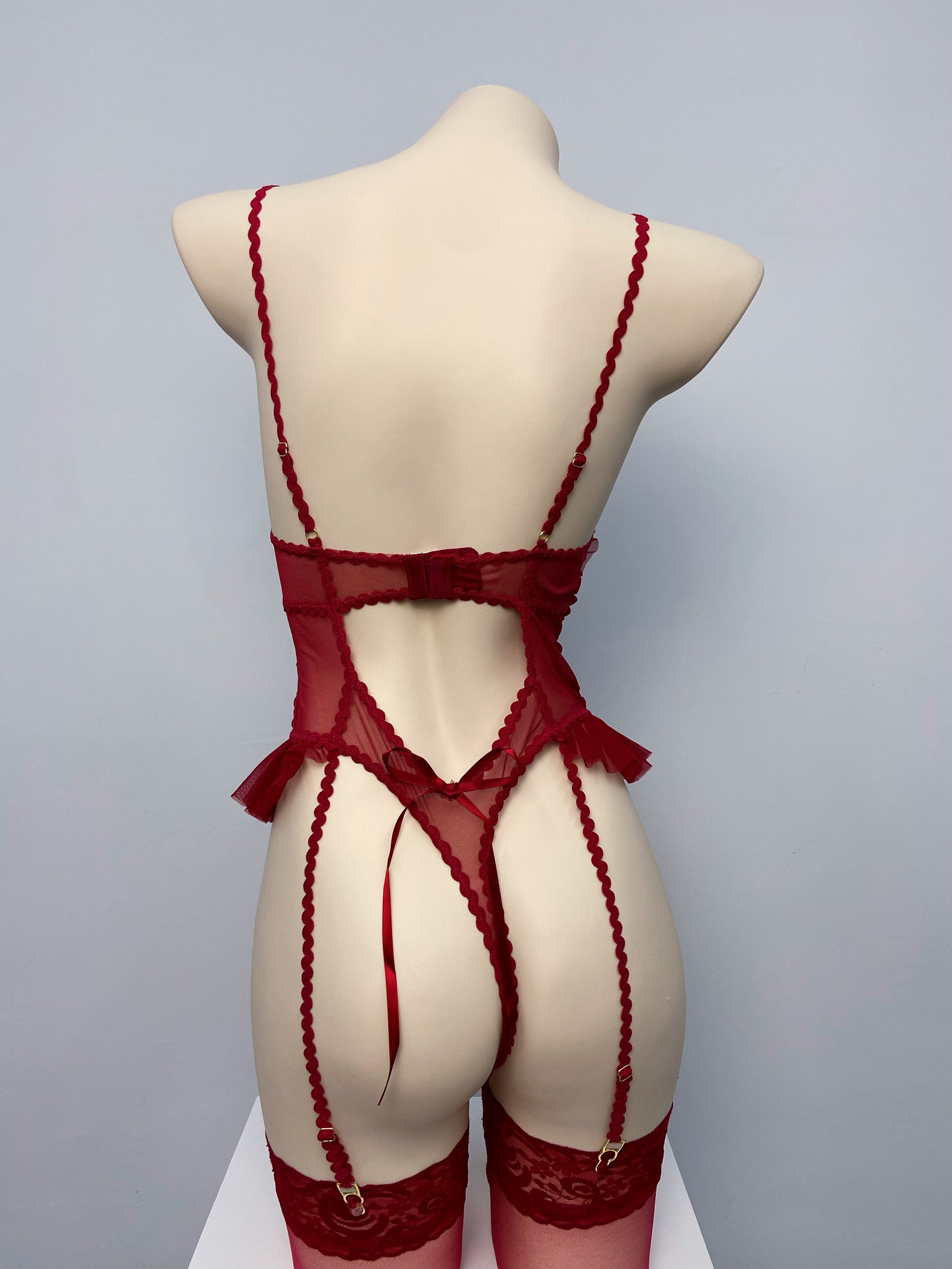 Wonder 18 Yeva Lingerie Set Red