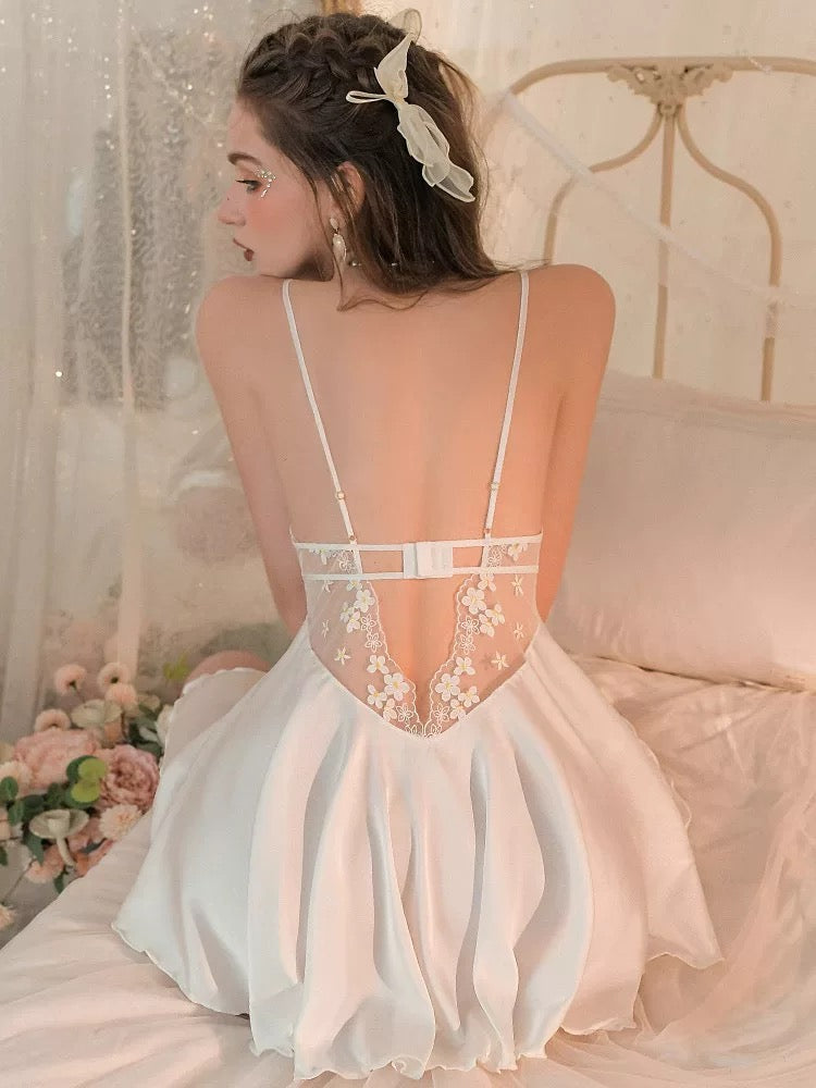 *NEW* Leila Lovey Babydoll - White