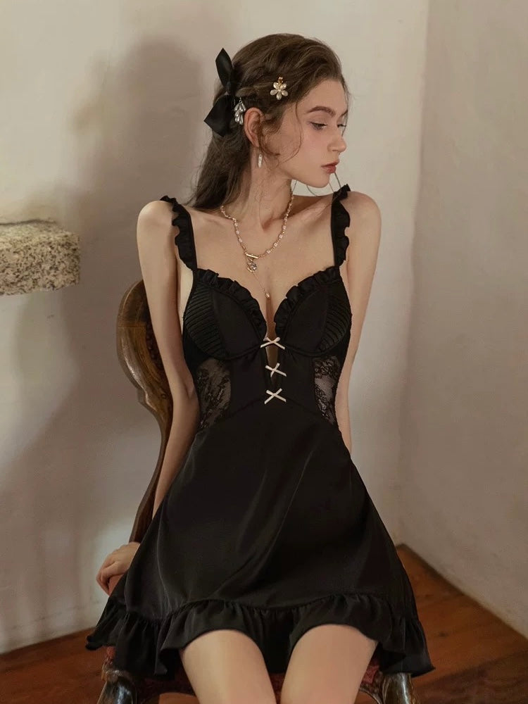 Wonder 18 Dion Satin Laced Babydoll Black