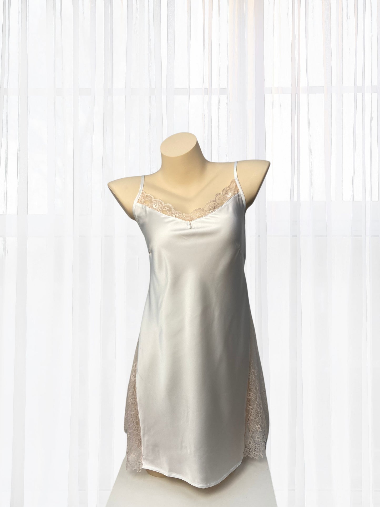 Martina White Side Lace Chemise - Wonder 18