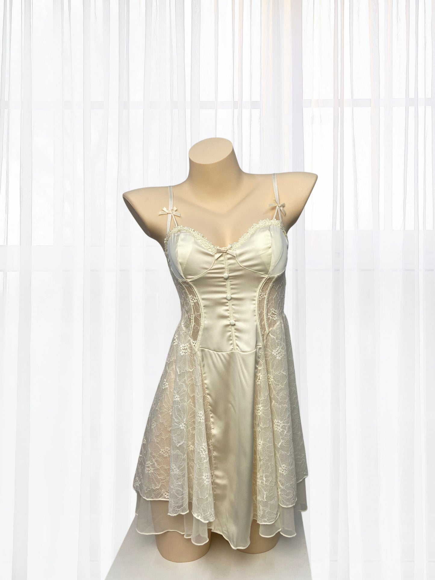 Steffi Beige Lace Chemise - Wonder 18